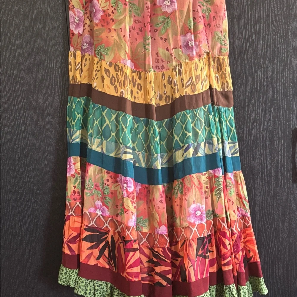 Floral Multicolor Skirt - Picture 2 of 4